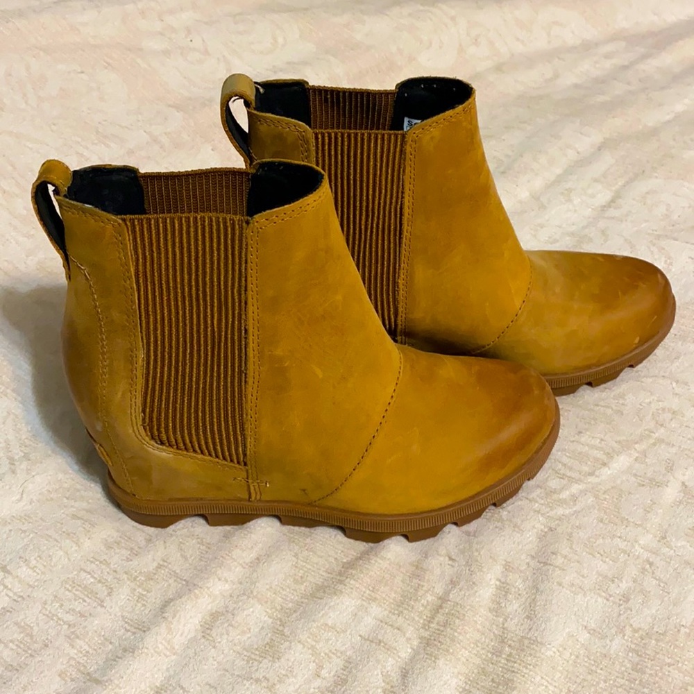 Sorel Wedge Boots